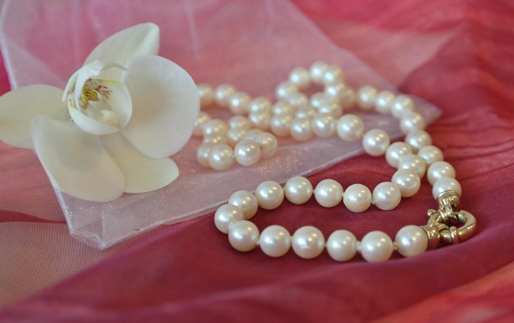 Artificial Pearl Necklace Set